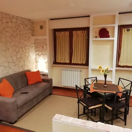 Gli Acquedotti Apartment *